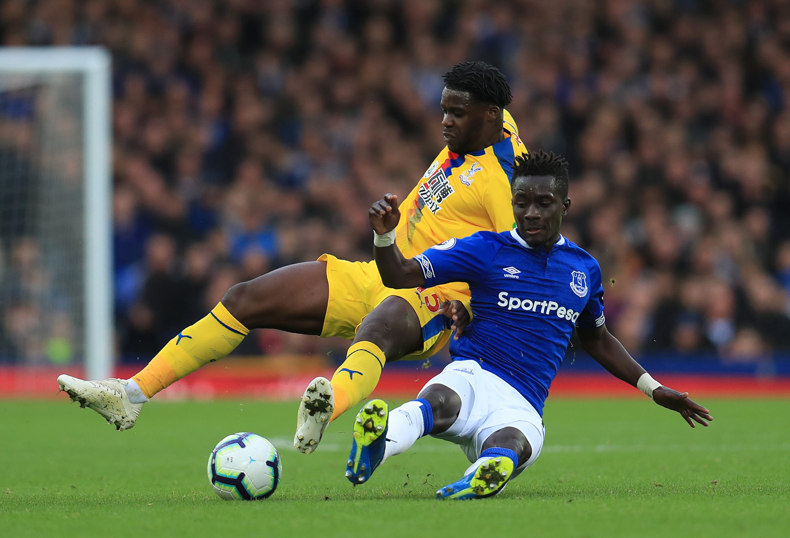 Idrissa Gueye Powers Everton’s Surprising Defense