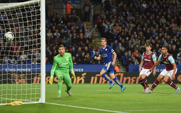 LEICESTER, ENGLAND - SEPTEMBER 22: Andy King of Leicester scores to make it 2-1 during the Capital One Cup Third Round match between Leicester City and West Ham United at The King Power Stadium on September 22, 2015 in Leicester, England. (Photo by Michael Regan/Getty Images)